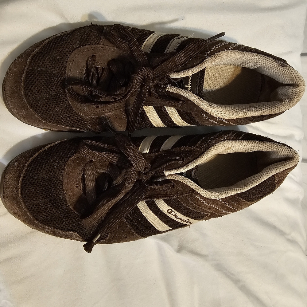 Champions Sneakers